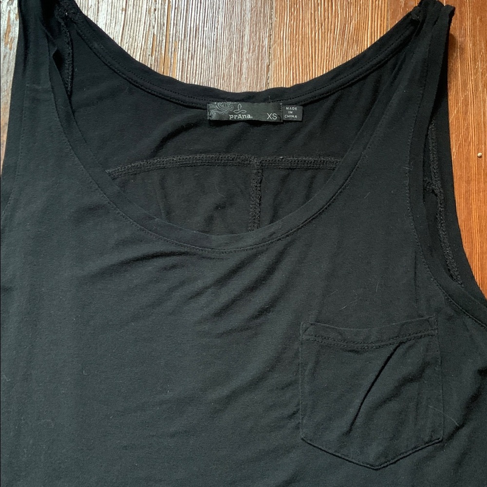 Bundle 3 black tanks